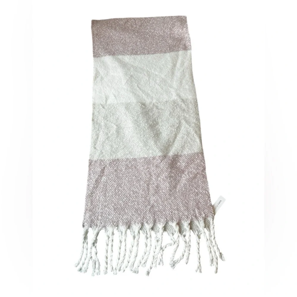 Gentle Fawn Cozy Oversized Fringe Trim Blanket Scarf NWT